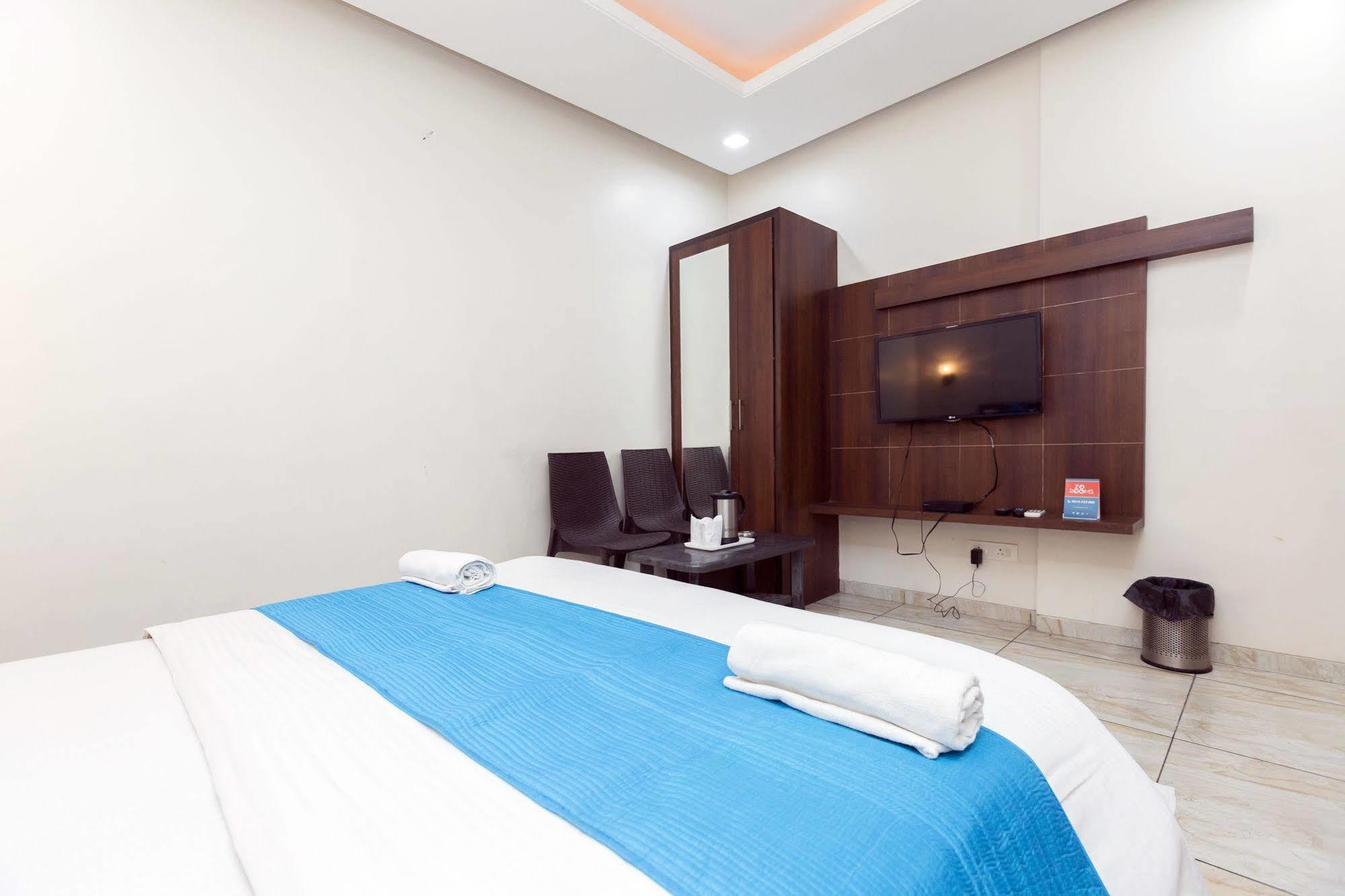 Hotel Sunday Inn Jaipur Eksteriør billede